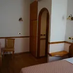 Green Hotel 2*