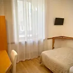 Green Hotel 2* ローマ