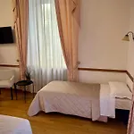 Green Hotel 2* ローマ