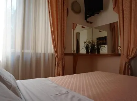 Szálloda Green Hotel 2*