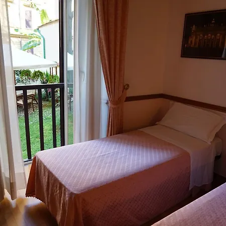 Szálloda Green Hotel 2*