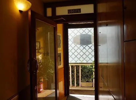 Green Hotel 2* Roma