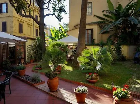 Green Hotel Hotell 2*