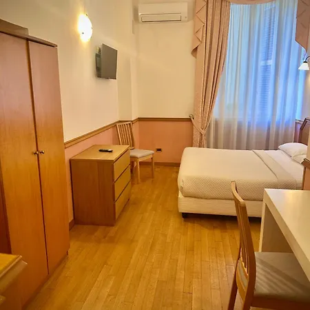 Green Hotel 2*