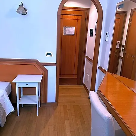 Green Hotel ホテル 2*