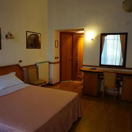 Green Hotel 2* Roma